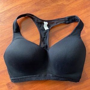 Under Armour High Impact sports bra 34DD